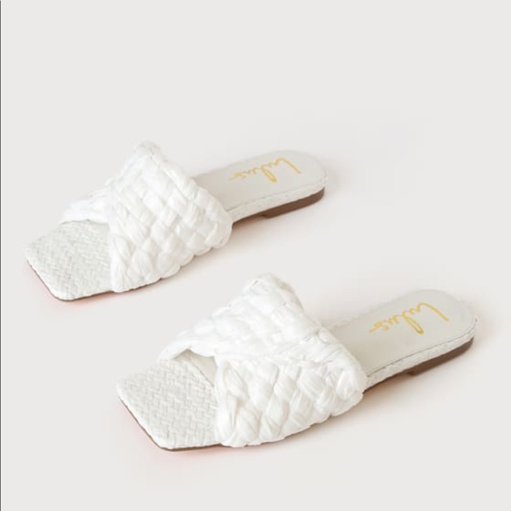 Lulus Bicknell White Raffia Woven Sandals- NEW IN BOX